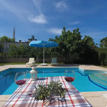 Lale * Φετιγιέ