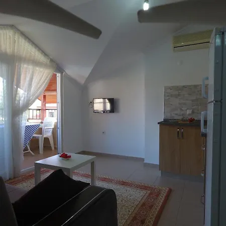 Lale Apartamento